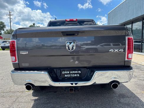 Used 2015 RAM 1500 Laramie w/ Convenience Group AWD/4WD image 8