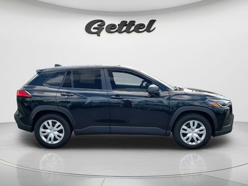 Used 2025 Toyota Corolla Cross L FWD image 4