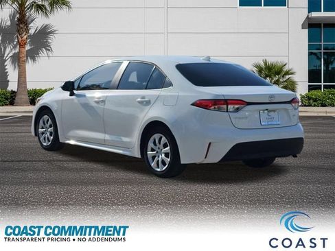 Used 2024 Toyota Corolla LE FWD image 8