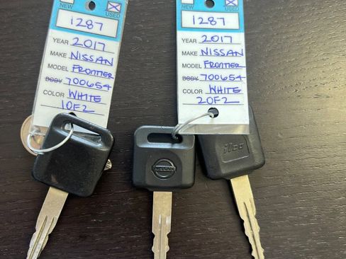 Used 2017 Nissan Frontier S image 37