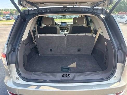 Used 2023 Lincoln Aviator Reserve w/ Equipment Group 201A AWD/4WD image 26