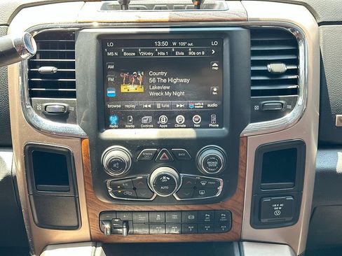 Used 2017 RAM 2500 Longhorn w/ Convenience Group RWD image 12