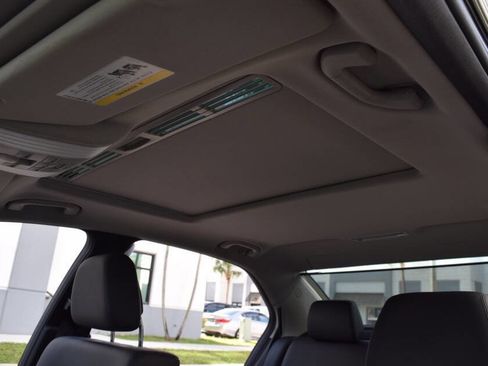 Used 2011 Mercedes-Benz E 350 4MATIC Sedan image 76