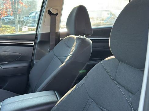 Used 2022 Hyundai Tucson SE image 25