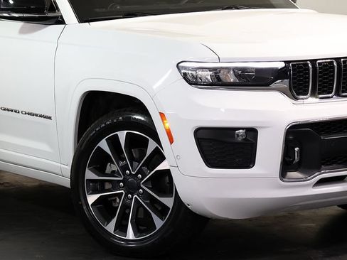 Used 2022 Jeep Grand Cherokee L Overland AWD/4WD image 8