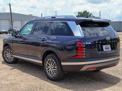 New 2026 Hyundai Palisade SEL FWD image 2