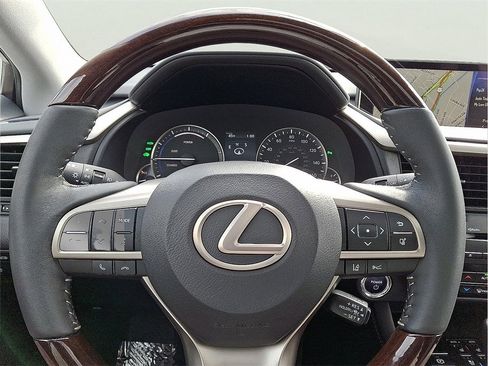 Used 2018 Lexus RX 450h AWD image 16