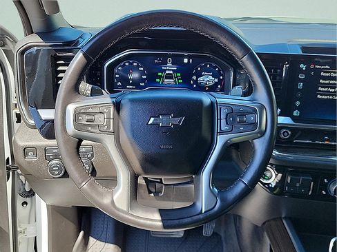 Used 2023 Chevrolet Silverado 1500 RST w/ Convenience Package II AWD/4WD image 16