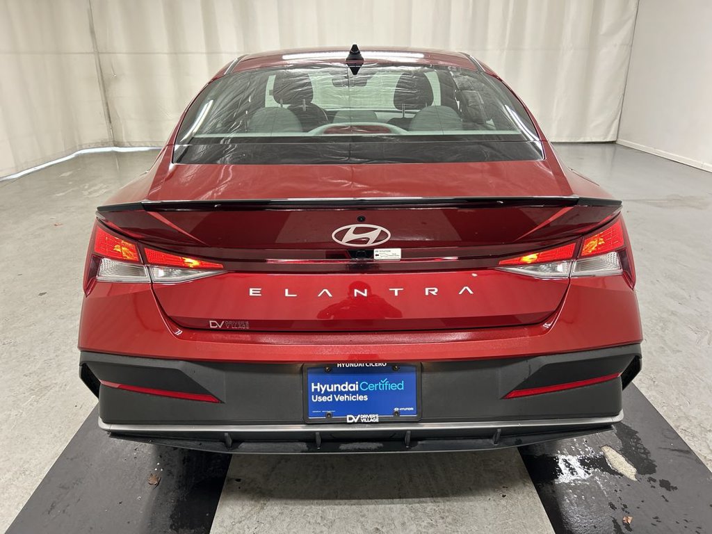 Used 2025 Hyundai Elantra Sport FWD image 20