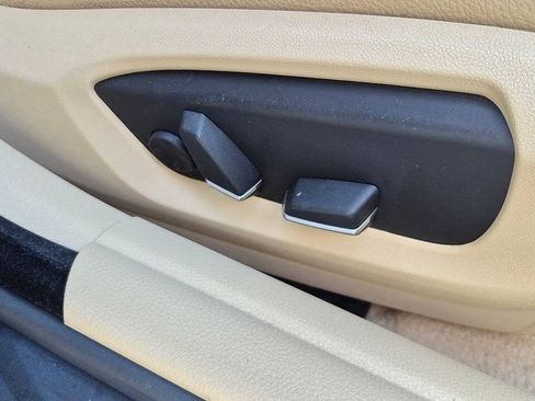 Used 2014 BMW 528i Sedan RWD image 75
