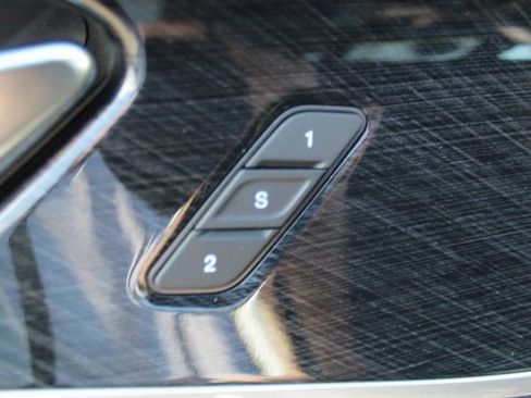 Used 2022 Jeep Grand Cherokee Trailhawk w/ Luxury Tech Group III image 14