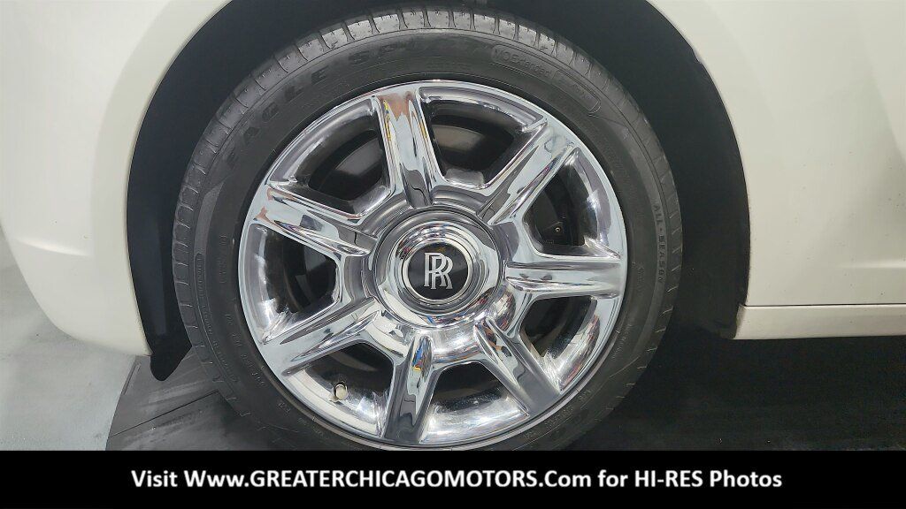 Used 2010 Rolls-Royce Ghost RWD image 23