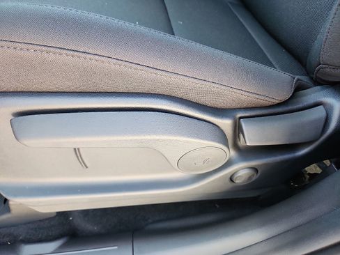 New 2026 Hyundai Santa Fe SE image 12