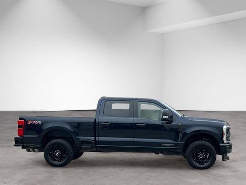 Used 2023 Ford F250 XL w/ STX Appearance Package AWD/4WD image 8