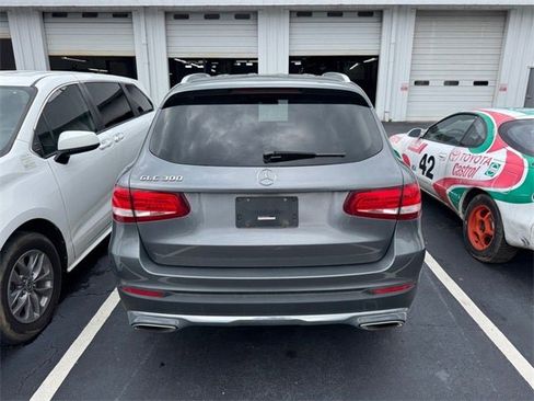 Used 2017 Mercedes-Benz GLC 300 image 5
