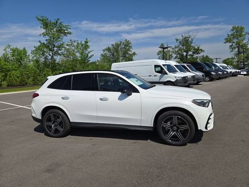 New 2026 Mercedes-Benz GLC 300 4MATIC image 2