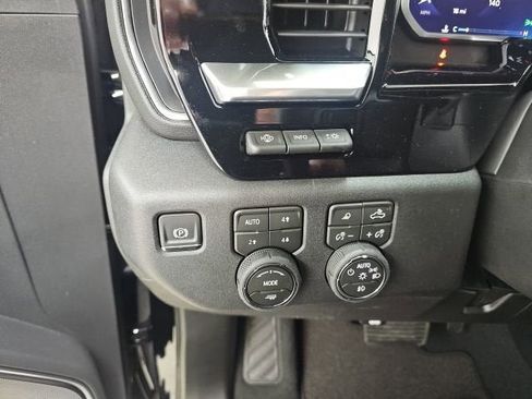 New 2026 Chevrolet Silverado 2500 High Country w/ High Country Premium Package AWD/4WD image 11