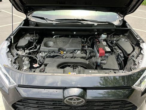 Used 2020 Toyota RAV4 XLE Premium AWD/4WD image 22