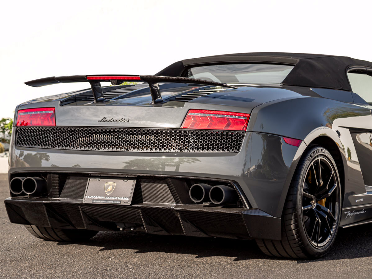 Used 2012 Lamborghini Gallardo LP 570-4 Performante AWD/4WD image 9