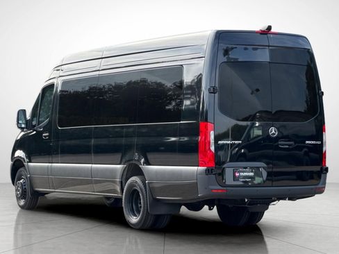 Used 2024 Mercedes-Benz Sprinter 3500 image 12
