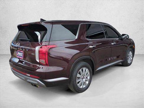 Used 2024 Hyundai Palisade SE image 5