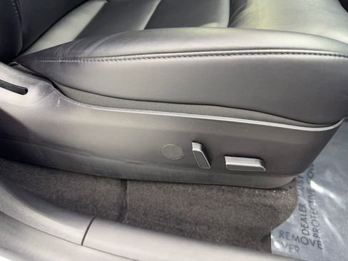 Used 2021 Tesla Model Y Performance image 47