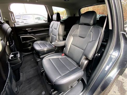 Used 2023 Kia Telluride S FWD image 28