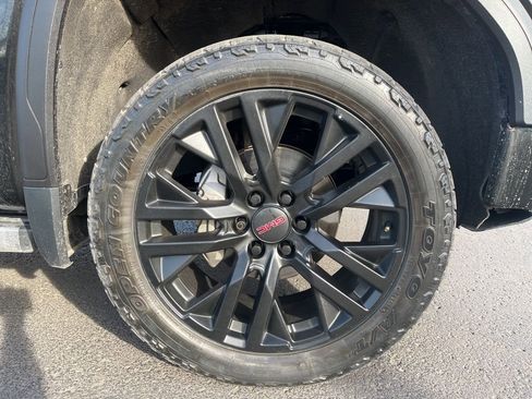 Used 2021 GMC Sierra 1500 Denali w/ Denali Carbonpro Edition image 12