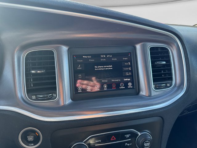 Used 2019 Dodge Charger SXT RWD image 15