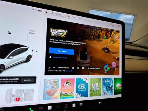 Used 2021 Tesla Model 3 Standard Range Plus image 30