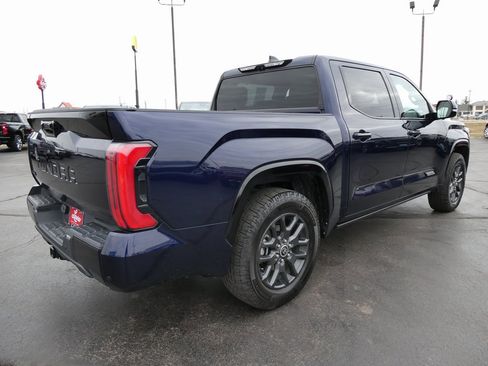 Used 2022 Toyota Tundra Platinum image 6