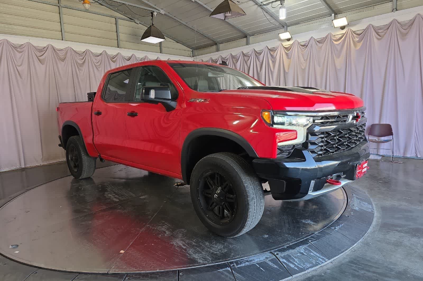 Used 2023 Chevrolet Silverado 1500 ZR2 AWD/4WD image 10