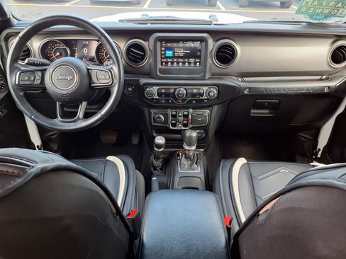 Used 2021 Jeep Wrangler Unlimited Sport AWD/4WD image 8
