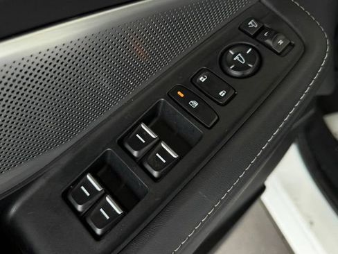 Used 2025 Acura MDX FWD w/ Technology Package image 13