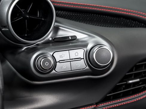 Used 2023 Ferrari F8 Tributo RWD image 22