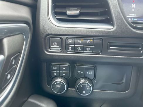 Certified 2023 Chevrolet Tahoe Z71 w/ Luxury Package image 17