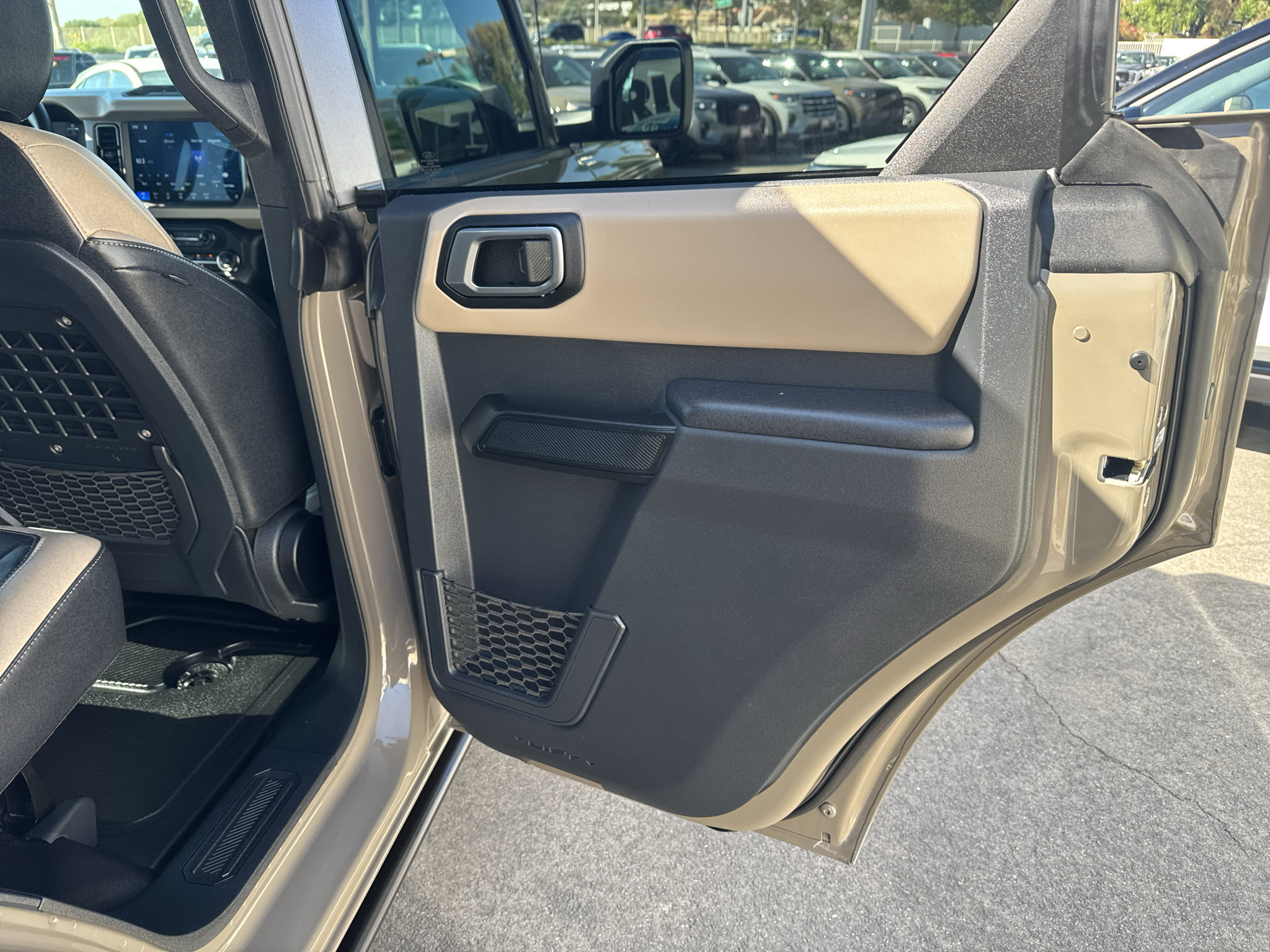 Used 2026 Ford Bronco Big Bend w/ Black Diamond Package AWD/4WD image 18