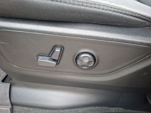Used 2020 RAM 1500 Big Horn AWD/4WD image 10