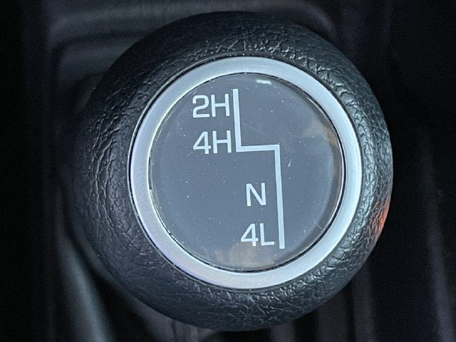 Used 2024 Jeep Wrangler Unlimited Sahara AWD/4WD image 21