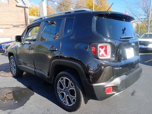 Used 2017 Jeep Renegade Limited image 5