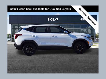 New 2026 Kia Seltos EX w/ EX Sunroof Package