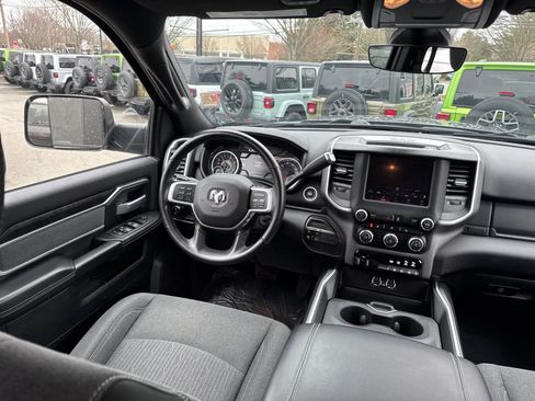 Used 2022 RAM 2500 Big Horn w/ Night Edition AWD/4WD image 29