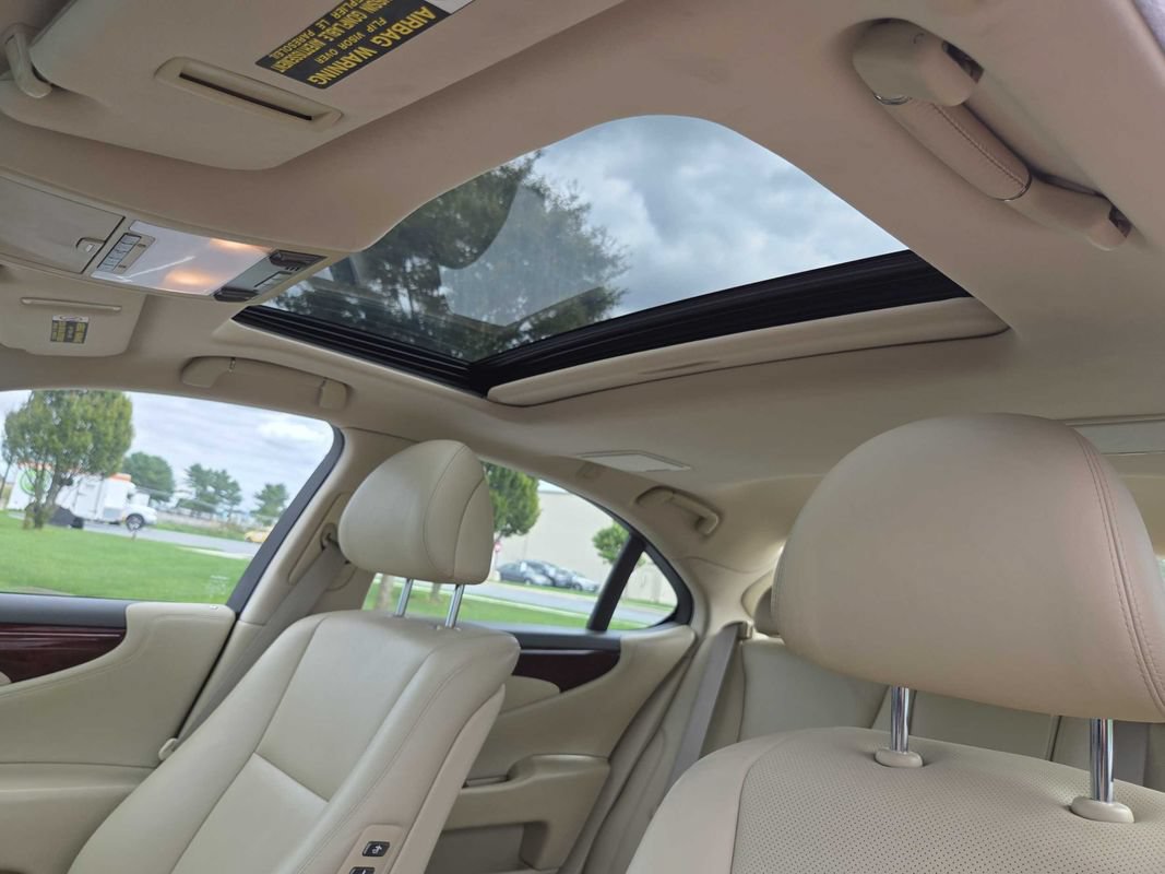 Used 2008 Lexus LS 460 RWD image 26