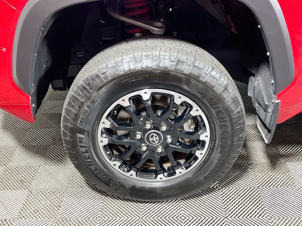 Certified 2025 Toyota Tundra SR5 w/ TRD Off-Road Package AWD/4WD image 25