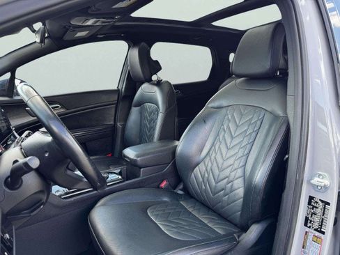 Used 2023 Kia Sportage X-Line w/ X-Line Premium Package image 19