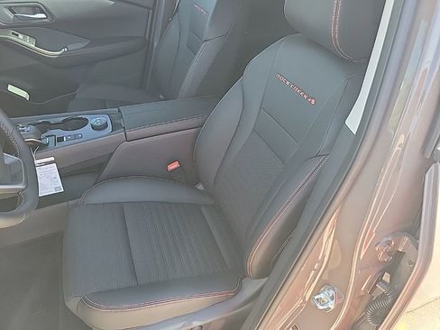 New 2026 Nissan Rogue SV AWD/4WD image 19