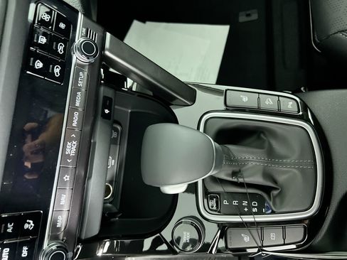 New 2026 Kia Seltos EX FWD image 21