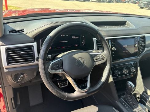 Used 2022 Volkswagen Atlas SEL Premium AWD/4WD image 13
