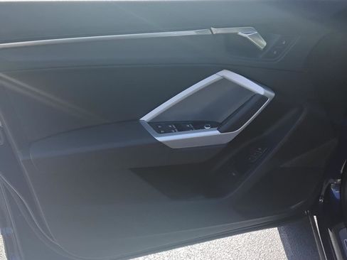 Certified 2025 Audi Q3 2.0T Premium w/ Convenience Package image 16