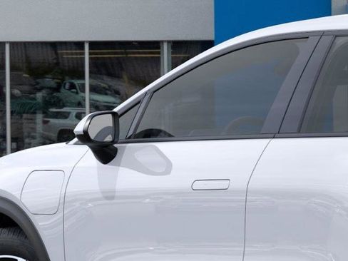 New 2026 Chevrolet Equinox EV LT image 12